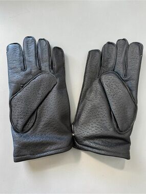 Vintage Black Leather Shearling Gloves Perforated (Read)